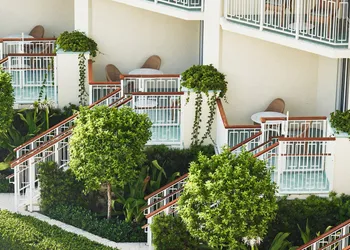 Four Seasons Resort Palm Beach hotel thumbnail 8