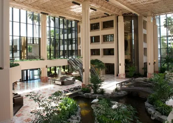 Embassy Suites by Hilton Palm Beach Gardens PGA Boulevard hotel thumbnail 2