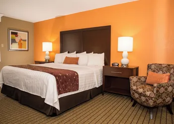 Best Western Palm Beach Lakes hotel thumbnail 6