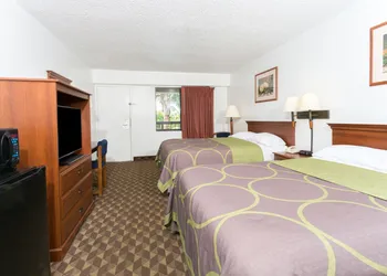 Super 8 by Wyndham Riviera Beach West Palm Beach hotel thumbnail 4