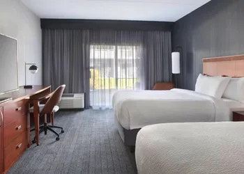 Courtyard by Marriott West Palm Beach hotel thumbnail 7