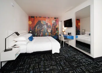 Jupiter Hotel hotel thumbnail 2