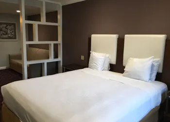 Hotel Pacific Manhattan Beach hotel thumbnail 8