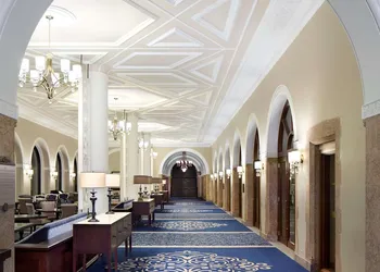 Fairmont Chateau Lake Louise hotel thumbnail 5
