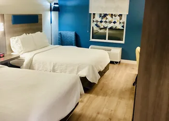 Holiday Inn Express Hotels & Suites Cocoa Beach by IHG hotel thumbnail 3