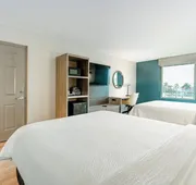 Holiday Inn Express Hotels & Suites Cocoa Beach by IHG hotel detail image 7
