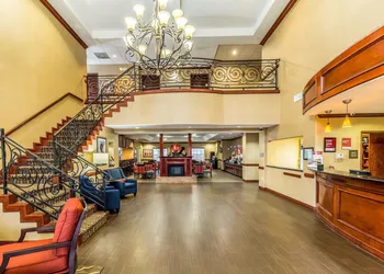 Comfort Suites Galveston Cruise Port Area – Beachside hotel thumbnail 6