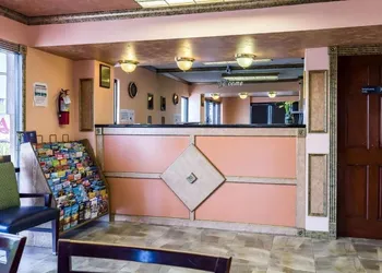The Residency Inn hotel thumbnail 3
