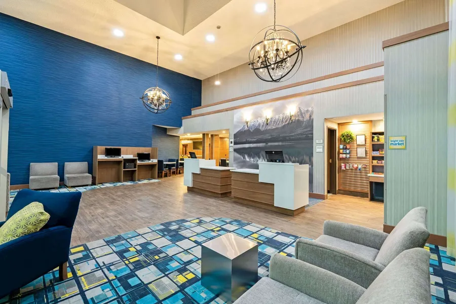 La Quinta Inn & Suites by Wyndham Logan hotel detail image 2