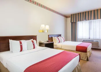 Ramada by Wyndham Williams/Grand Canyon Area hotel thumbnail 7