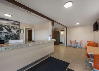 SureStay Hotel by Best Western Williams - Grand Canyon hotel thumbnail 2