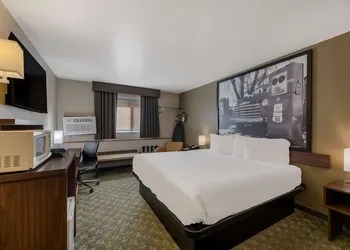 SureStay Hotel by Best Western Williams - Grand Canyon hotel thumbnail 6