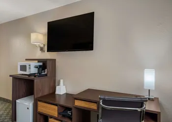 SureStay Hotel by Best Western Williams - Grand Canyon hotel thumbnail 8