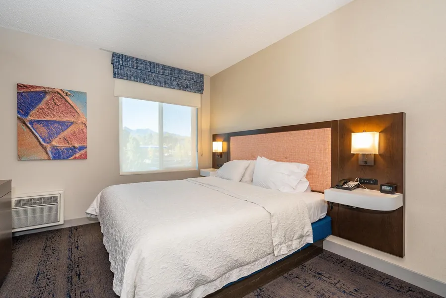 Hampton Inn & Suites Flagstaff hotel detail image 6
