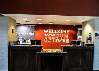 Hampton Inn & Suites Flagstaff hotel thumbnail 5