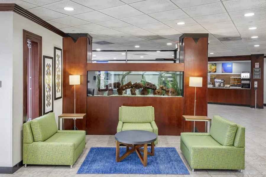 Comfort Inn Paramus - Hackensack hotel detail image 2