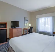 Fairfield Inn & Suites by Marriott Orange Beach hotel detail image 7