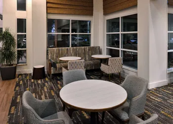 Hilton Garden Inn Napa hotel thumbnail 5