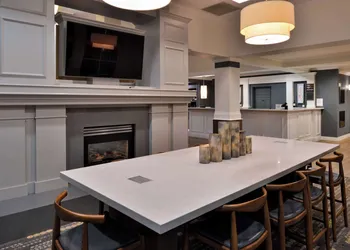 Hilton Garden Inn Napa hotel thumbnail 7