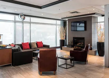 Courtyard by Marriott Downtown Ottawa hotel thumbnail 4