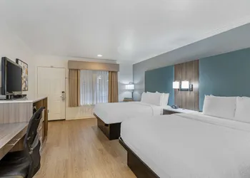 Best Western Plus Riviera hotel thumbnail 6