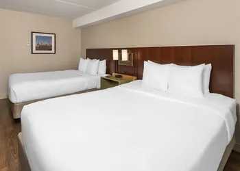 Comfort Inn Ottawa West Kanata hotel thumbnail 7