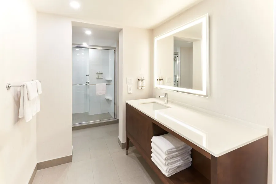 Holiday Inn Hotel & Suites Ottawa Kanata by IHG hotel detail image 6