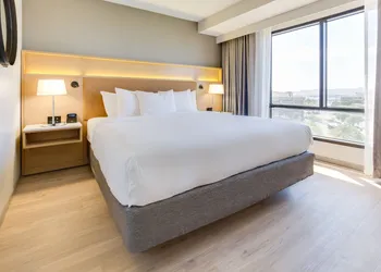 Radisson Hotel Sunnyvale – Silicon Valley hotel thumbnail 8