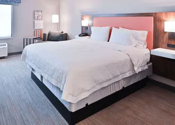 Hampton Inn Fremont hotel thumbnail 6