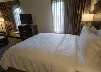 Staybridge Suites Silicon Valley by IHG hotel thumbnail 7