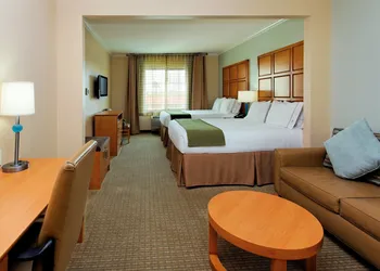Holiday Inn Express & Suites Santa Clara-Silicon Valley by IHG hotel thumbnail 3