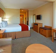 Holiday Inn Express & Suites Santa Clara-Silicon Valley by IHG hotel detail image 4