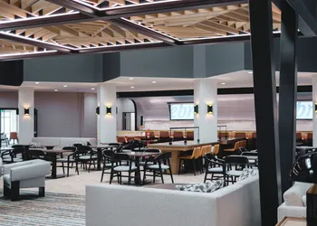 Radisson Hotel Santa Maria hotel thumbnail 4