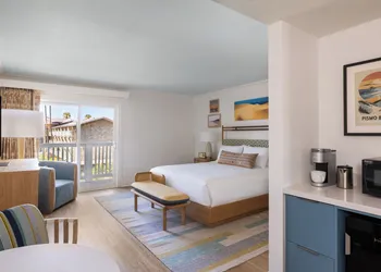 Pacific Point Resort hotel thumbnail 8