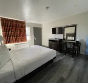 University Inn hotel detail image 3