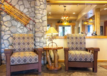 Red Wolf Lodge at Olympic Valley hotel thumbnail 2