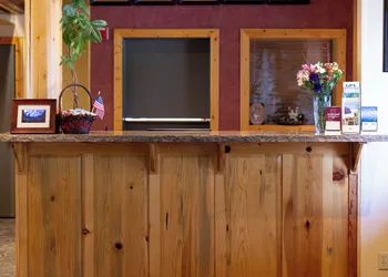 Red Wolf Lodge at Olympic Valley hotel thumbnail 5