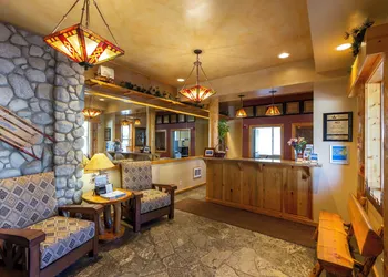 Red Wolf Lodge at Olympic Valley hotel thumbnail 6