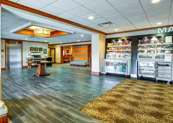 Hampton Inn Boston - Norwood hotel thumbnail 3