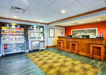 Hampton Inn Boston - Norwood hotel thumbnail 5