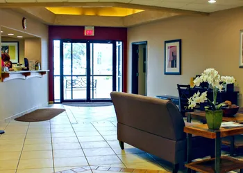 Broadway Inn Conference Center hotel thumbnail 6