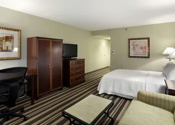 Hampton Inn Boston Natick hotel thumbnail 7
