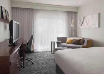 Courtyard by Marriott Boston Norwood/Canton hotel thumbnail 4