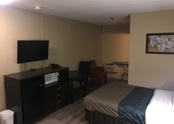 Framingham Inn hotel thumbnail 3