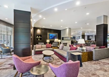 Courtyard by Marriott Boston Waltham hotel thumbnail 3