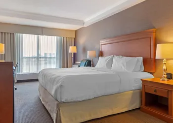 Best Western Plus Gatineau-Ottawa Downtown hotel thumbnail 5