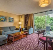 Hilo Hawaiian Hotel, Trademark Collection by Wyndham hotel detail image 4