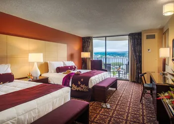 Hilo Hawaiian Hotel, Trademark Collection by Wyndham hotel thumbnail 8