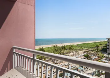 Holiday Inn Ocean City by IHG hotel thumbnail 4