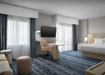 Hampton Inn & Suites Ocean City/Bayfront-Convention Center hotel thumbnail 5